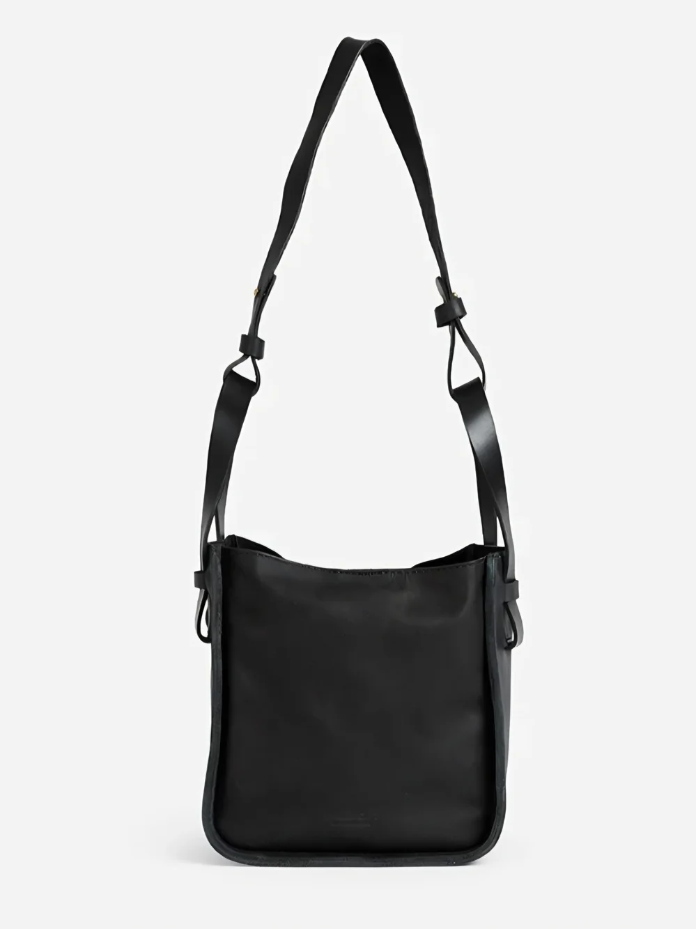 Parker Clay Abel Full-Grain Leather Compact Bucket Bag – Handcrafted in Ethiopia